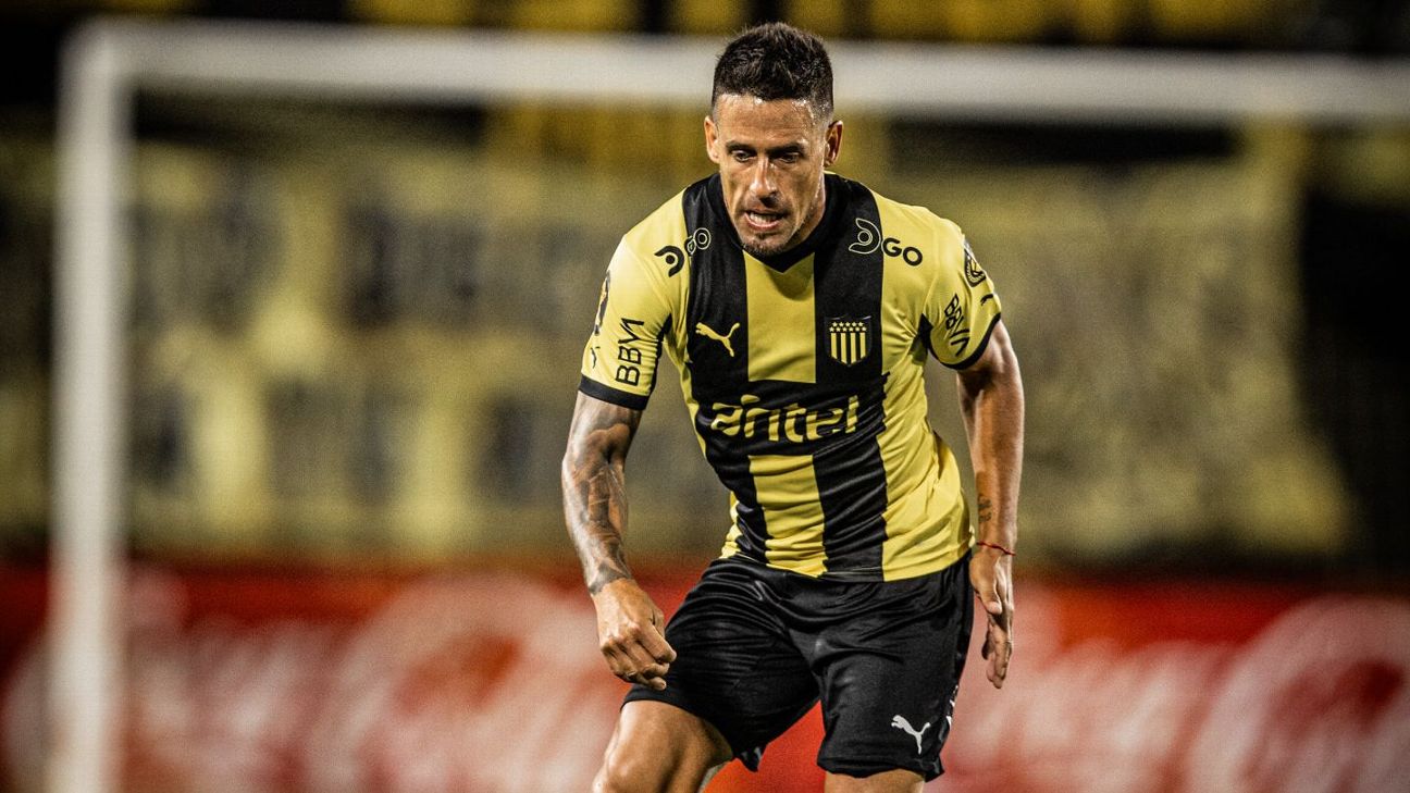 Este jugador es Javier Cabrera